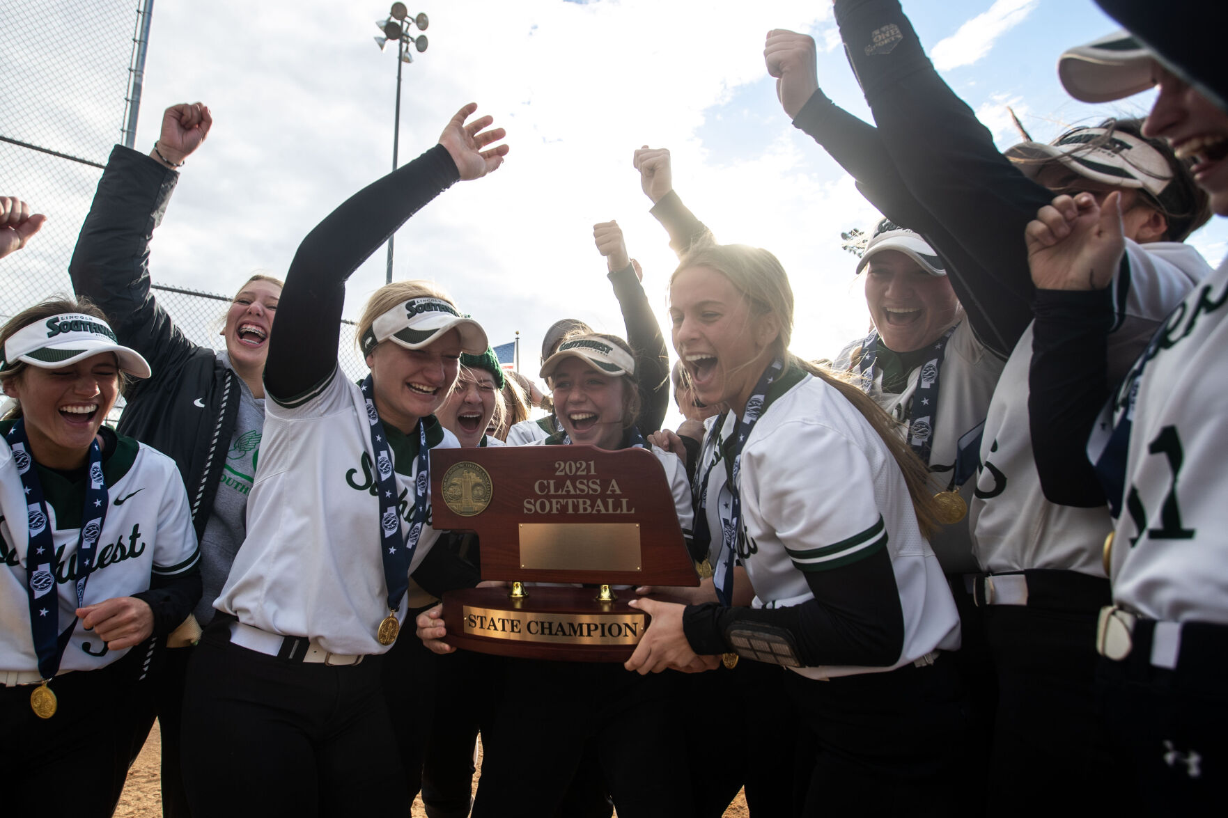 101621-owh-spo-statesoftball-LS31.JPG
